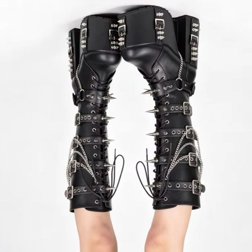 Street Fashion Punk - Punk-Style Platform Motorcycle Boots Studded round
